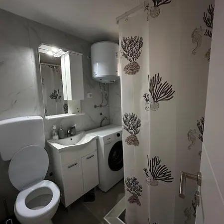 Vikendica Markic 度假居 Ljoljici