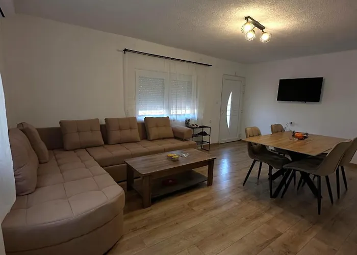 Vikendica Markic Ljoljici